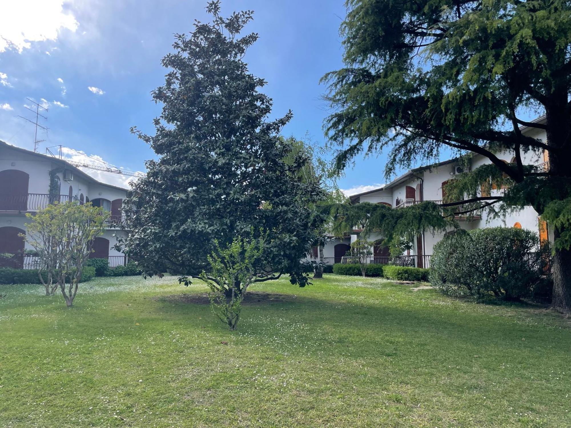 פסקיארה דל גארדה Lake Garda Lovers מראה חיצוני תמונה
